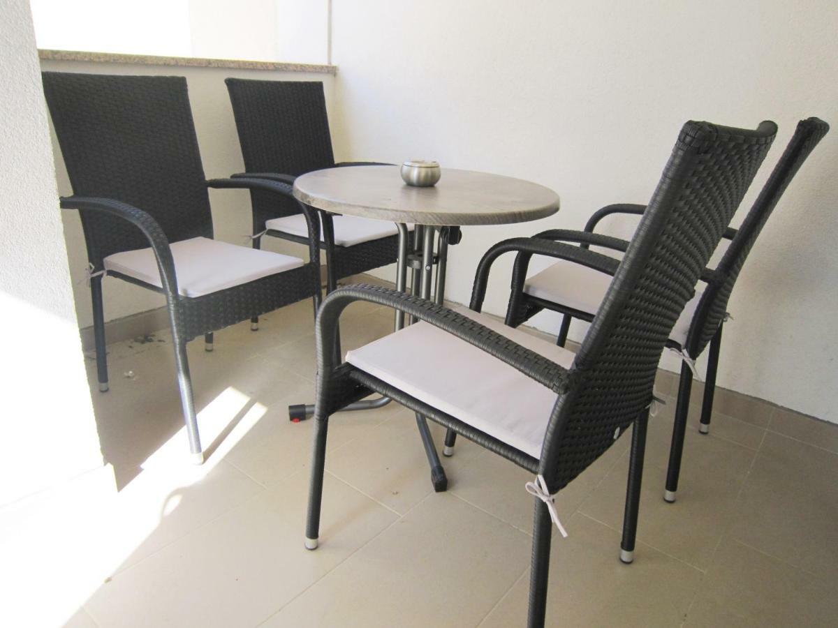 M&B Guest House 스리마 외부 사진