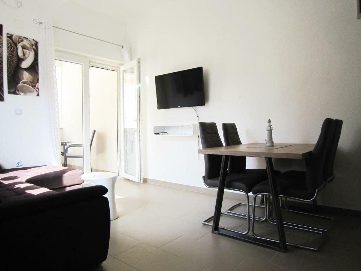 M&B Guest House 스리마 외부 사진
