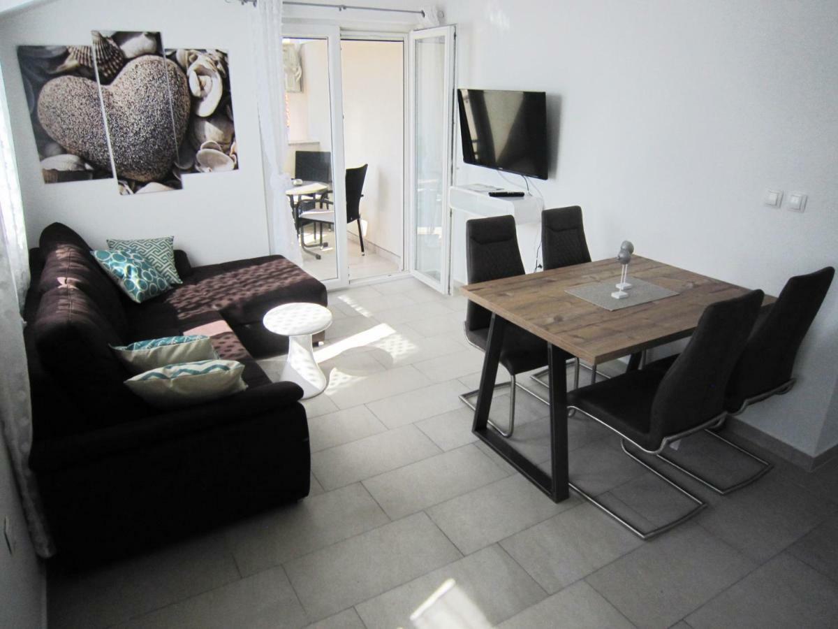 M&B Guest House 스리마 외부 사진
